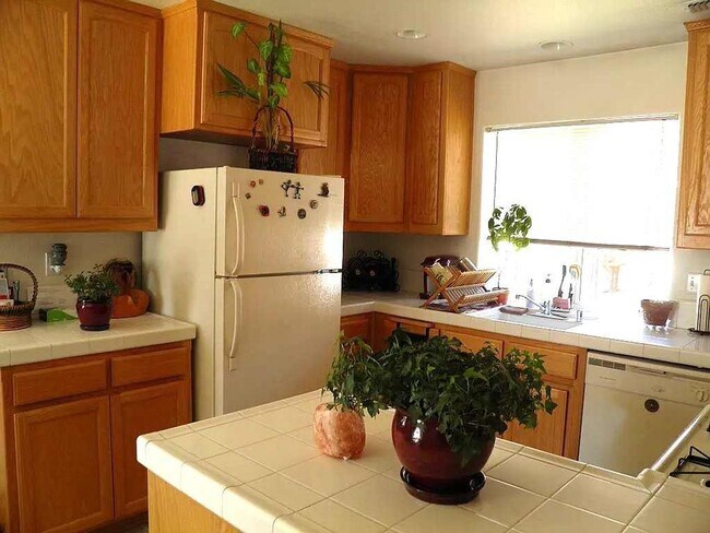 Foto del edificio - 2 bedroom, 2 bath in Grass Valley, CA