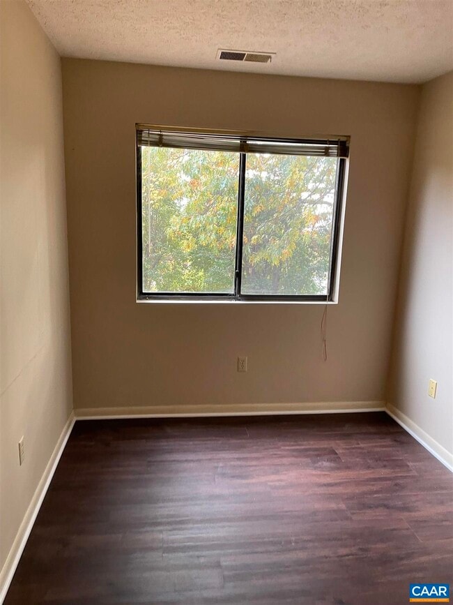 112 Turtle Creek Rd Unit 6, Charlottesville, VA 22901 Condo for Rent