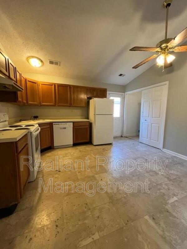 513 Peachtree Rd, Nicholasville, KY 40356 House Rental in