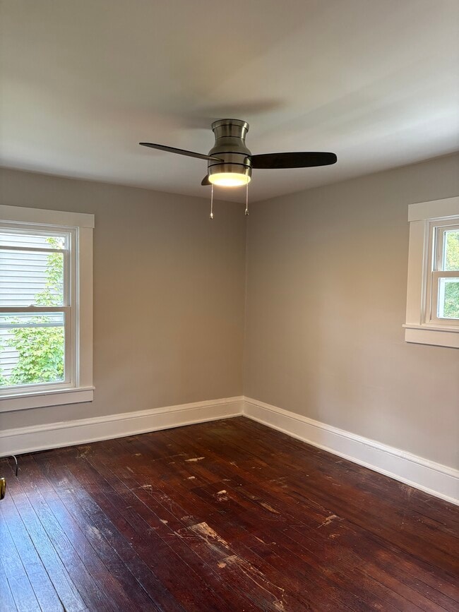 Foto del edificio - 332 W High St