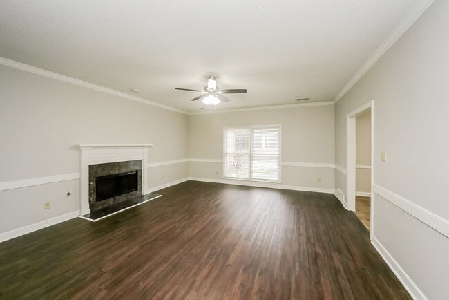 Building Photo - 8742 Raspberry Ln