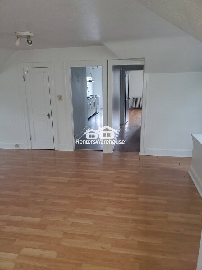 Foto del edificio - 3028 14th Ave S