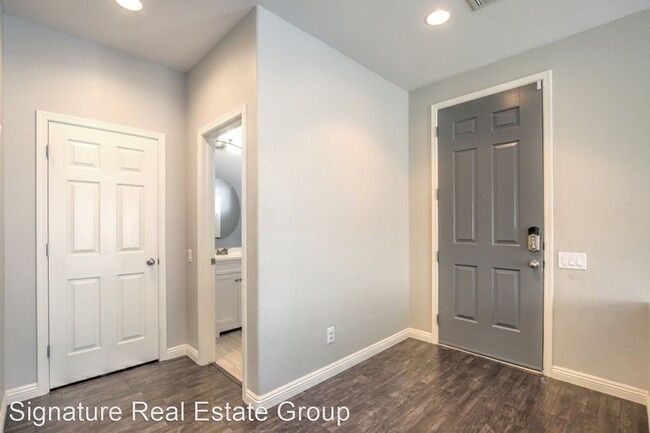 Building Photo - 5 br, 4 bath House - 12005 Cielo Amber Ln