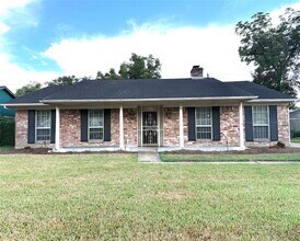 Building Photo - 12615 Shannon Hills Dr