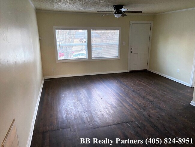 Foto del edificio - 308 S Urbana Ave