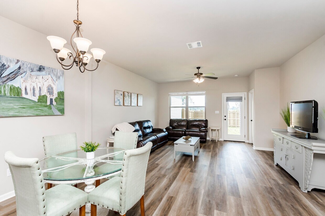 Foto principal - 2800 S Roth Ave