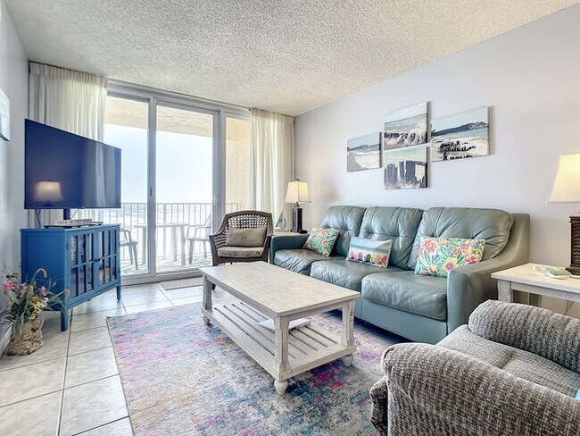 Building Photo - Oceania Beach Club 403