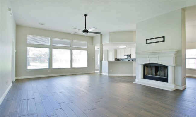 Building Photo - 12806 Ravens Glen Ct