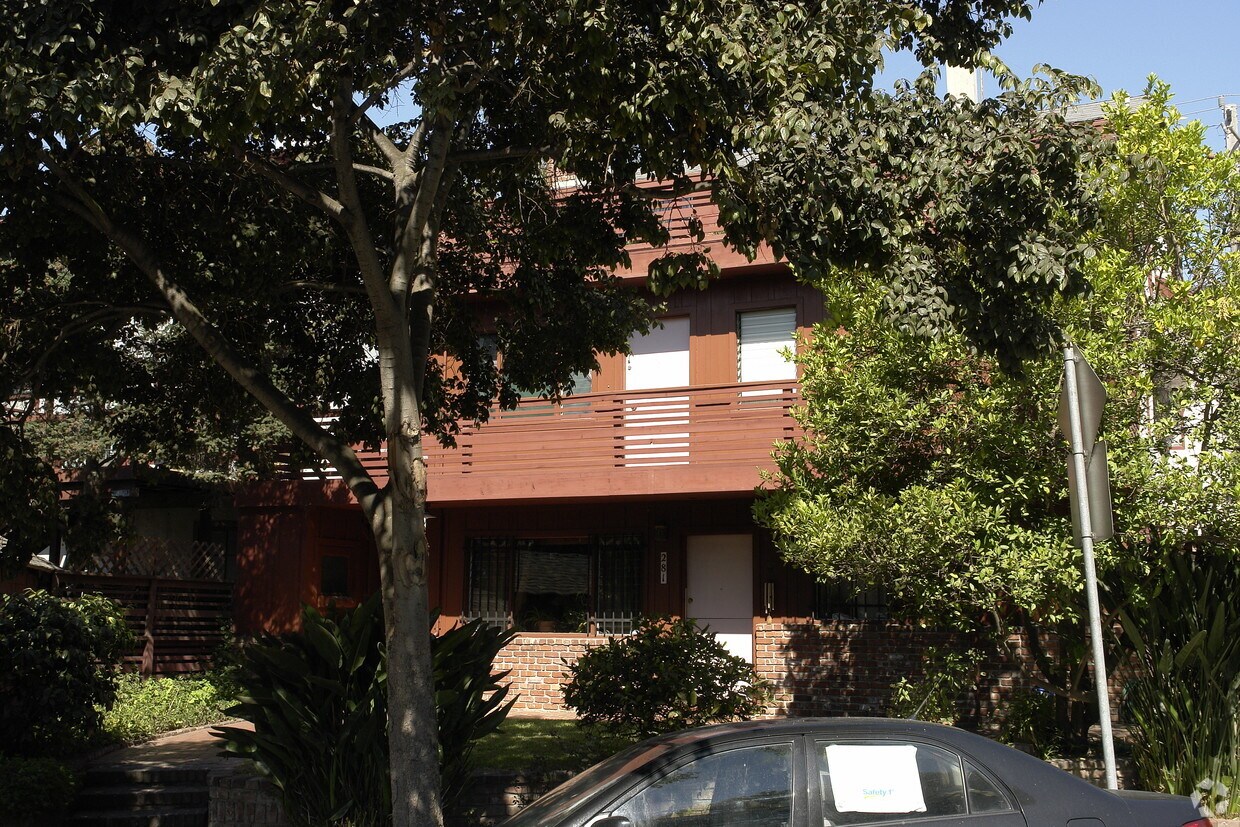 Building Photo - 281 Perkins