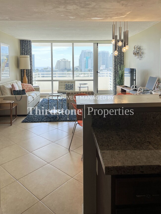 Foto del edificio - 888 Intracoastal Dr APT 10B, Fort Lauderda...