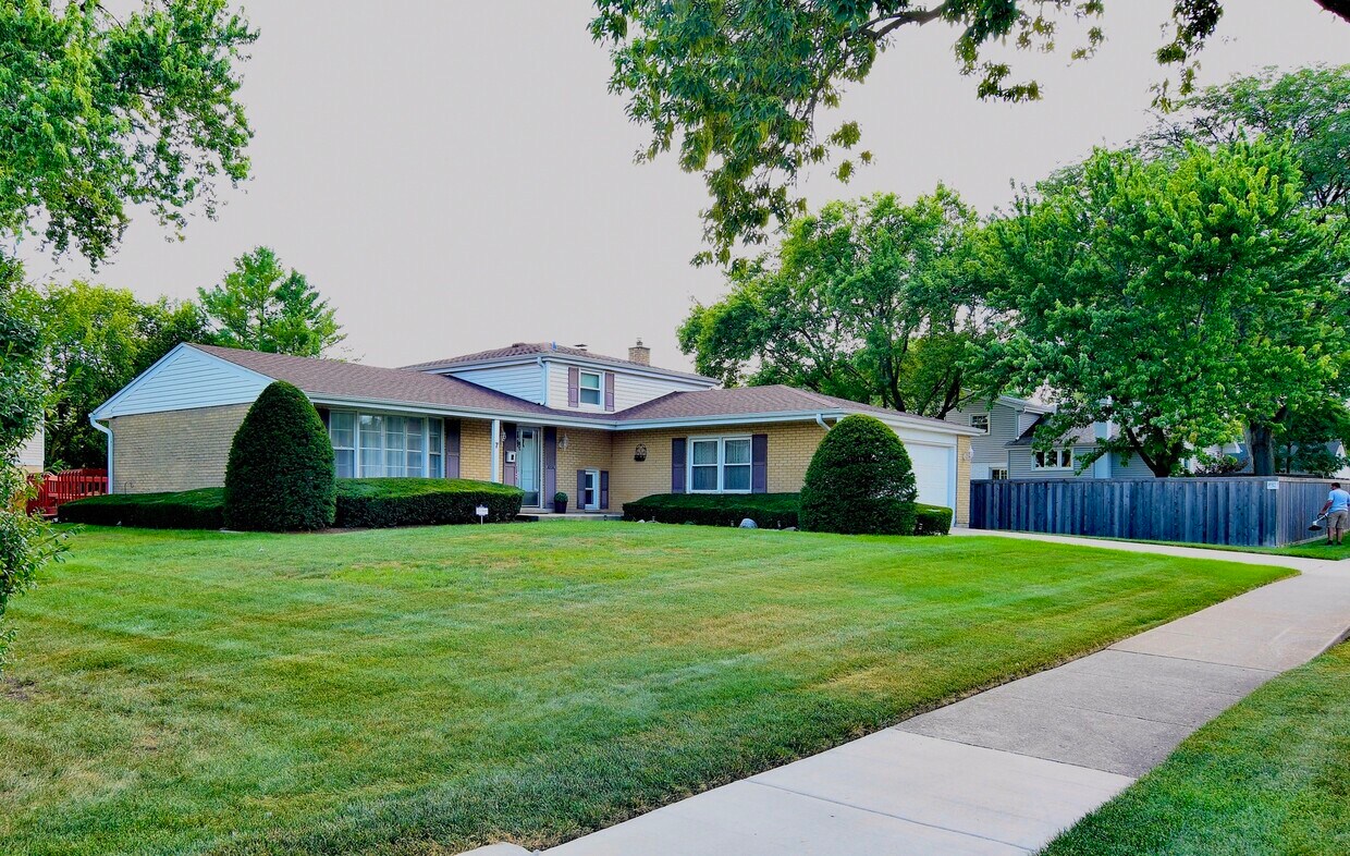 Foto principal - 7 E Pickwick Rd