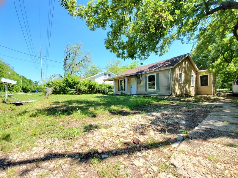 4015 Lake St, Greenville, TX 75401 House Rental in Greenville, TX