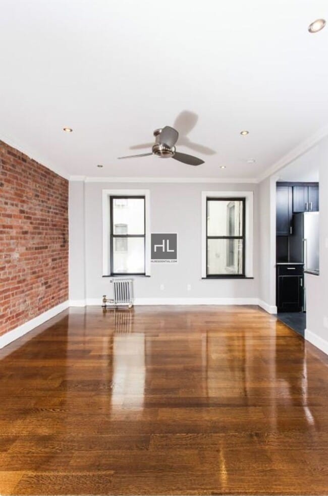 Building Photo - E 100TH ST.