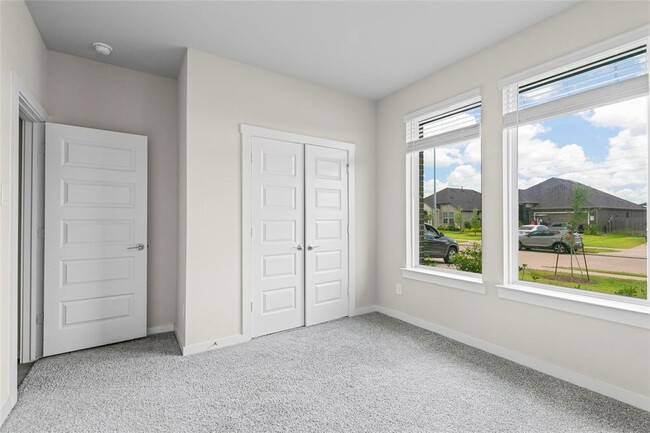 Building Photo - 28426 Hannahs Harbor Ln