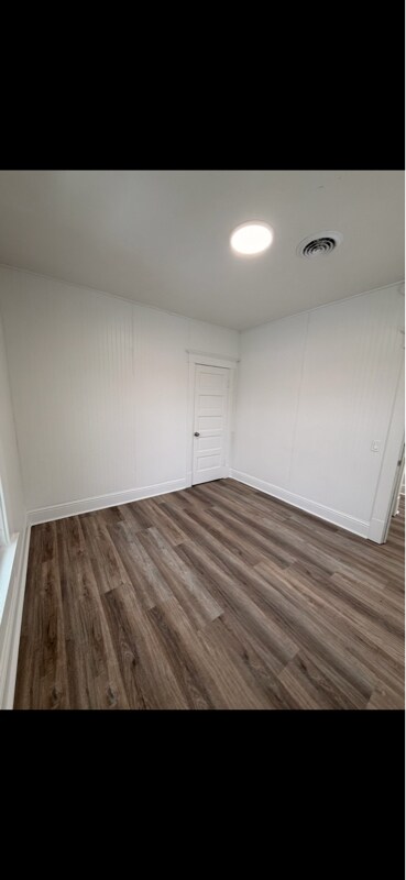 Foto del edificio - 1564 Laharpe St