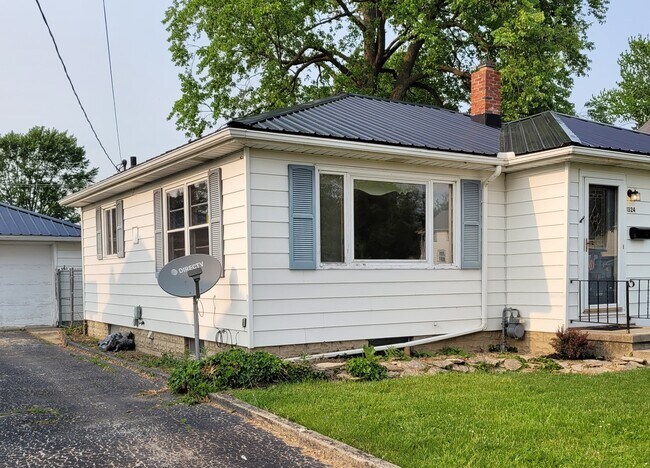 Foto del edificio - 1324 Cherry St