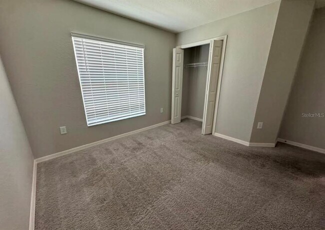 Building Photo - 1100 Zion Dr