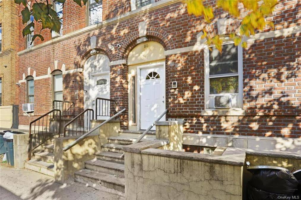 Foto principal - 80 Elliott Ave