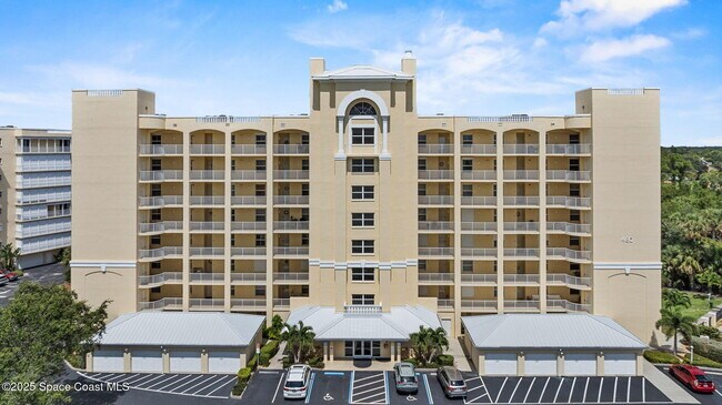 Foto del edificio - 480 Sail Ln