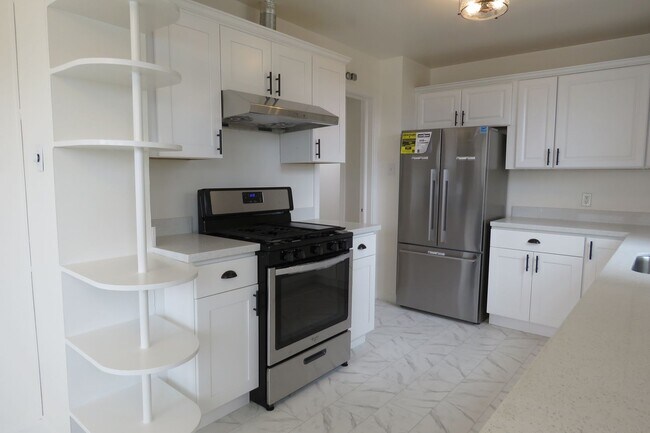 Building Photo - 119