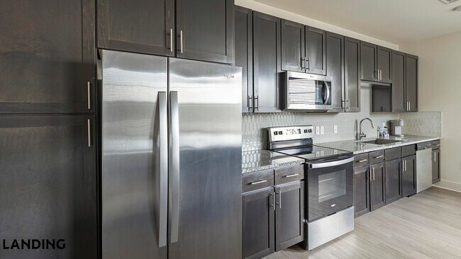 Foto del edificio - 5200 White Settlement Rd