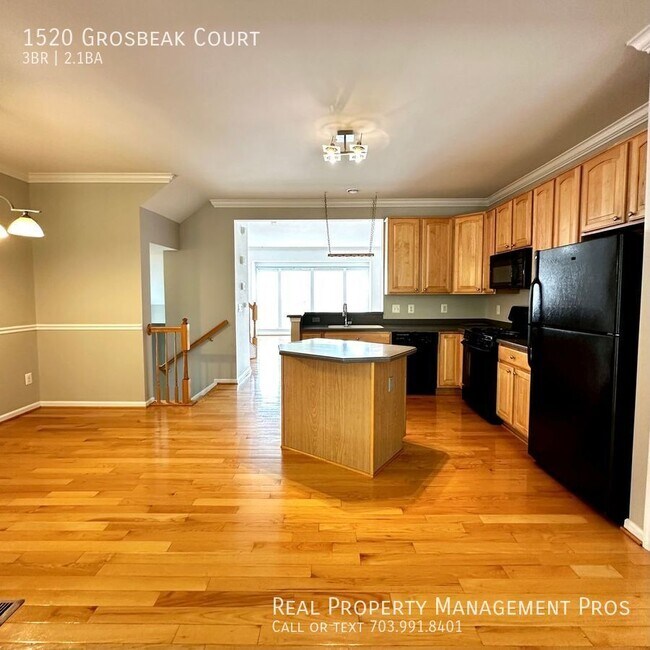 Foto del edificio - 1520 Grosbeak Ct