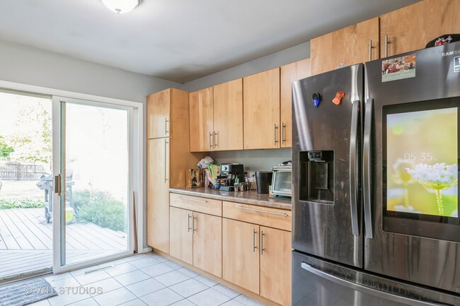 Building Photo - 6406 Shannon Dr