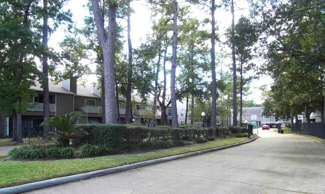 Building Photo - 14911 Wunderlich Dr