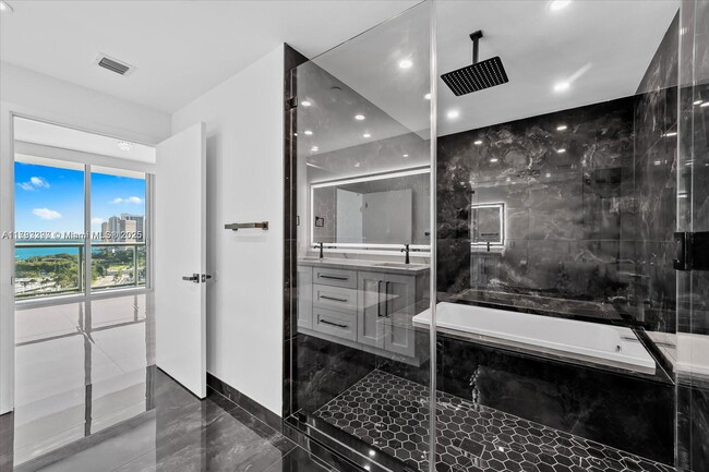 Building Photo - 888 Biscayne Blvd