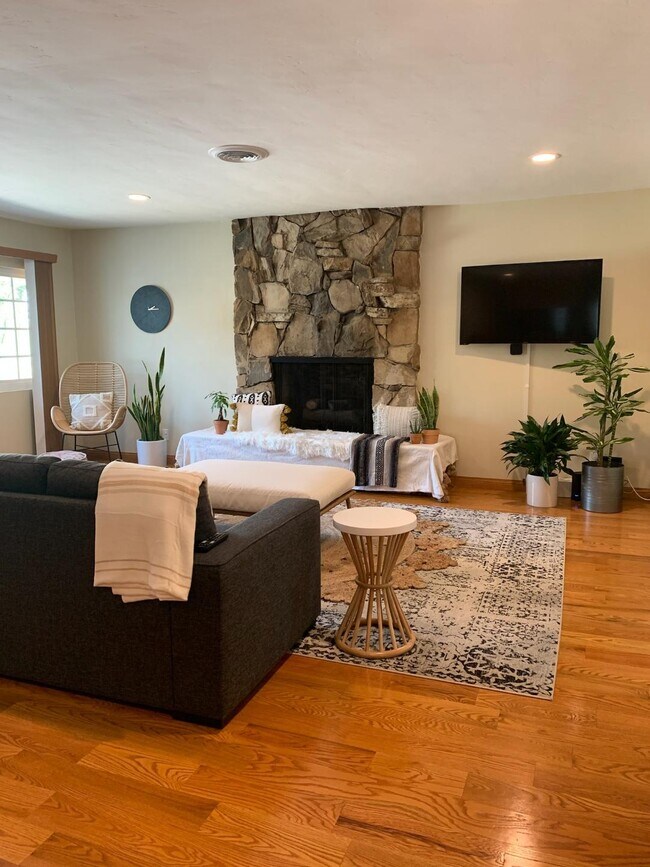 1508 Hill Dr, Los Angeles, CA 90041 House Rental in Los Angeles, CA