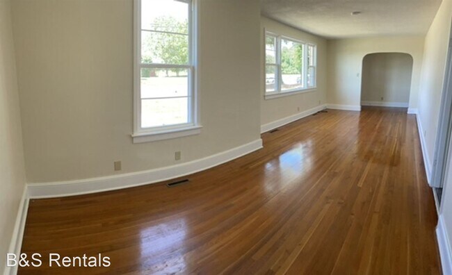 Building Photo - 3 br, 2 bath House - 3056 Franklin Turnpike