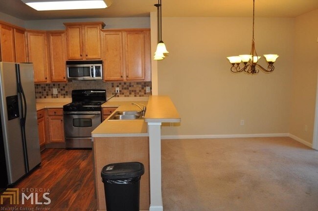 Foto del edificio - 2885 Gatewater Ct