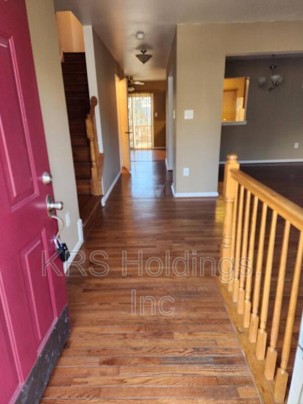 Foto del edificio - 14729 Flower Hill Dr
