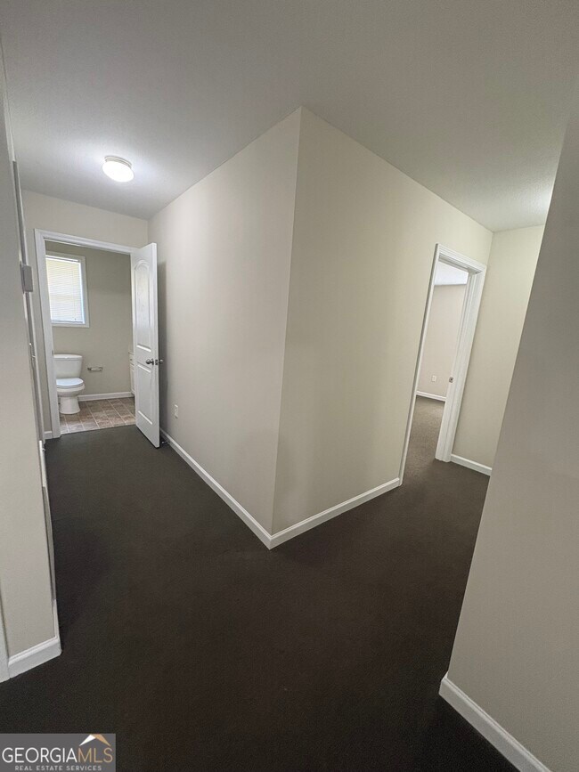 Foto del edificio - 1821 Claxton Dairy Rd