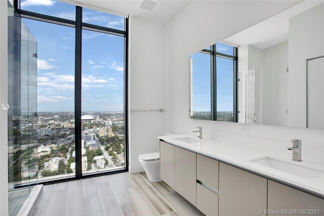 Foto del edificio - 400 NW 1st Ave