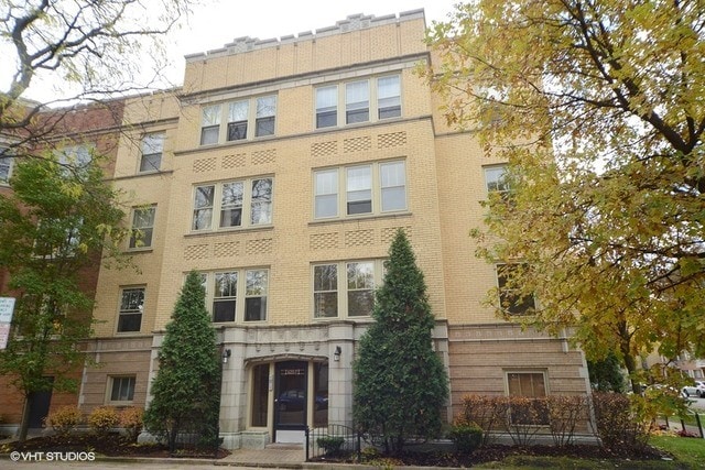 Primary Photo - 627 Washington Blvd