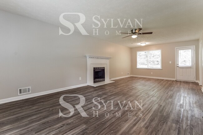 Foto del edificio - This cute home is ready for your personal ...