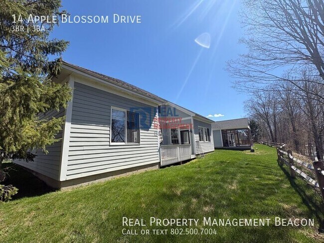 Building Photo - 14 Apple Blossom Dr