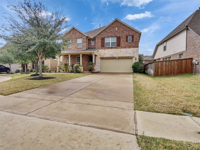 Building Photo - 11066 Walts Run Ln