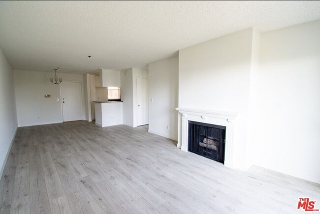 Building Photo - 3344 Castle Heights Ave