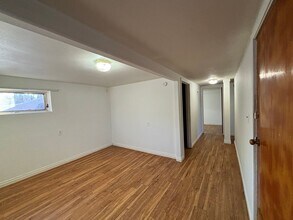 Building Photo - 2445 Loomis Dr