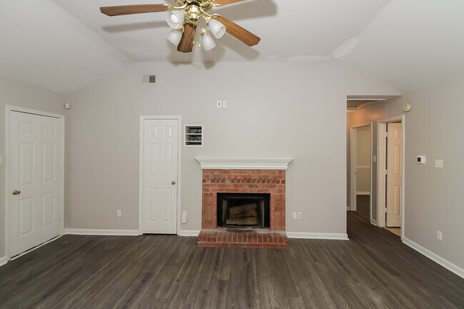 Building Photo - 6991 Presmond Rd