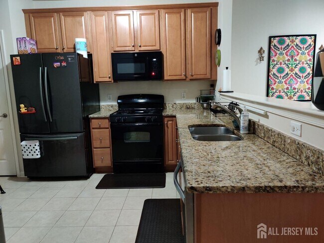 Foto del edificio - 2423 Edward Stec Blvd