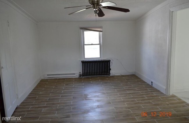 Foto del edificio - 1 br, 1 bath Apartment - 369 W Ridge Pike