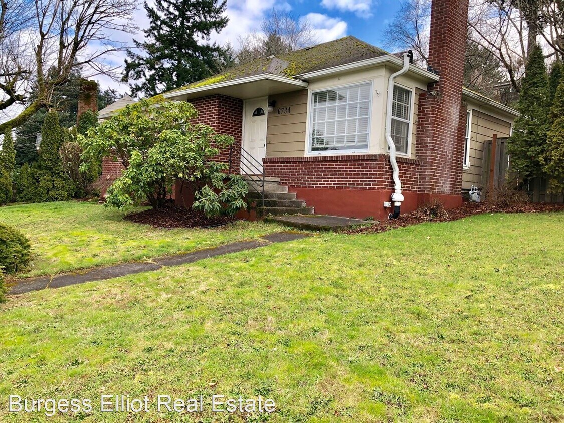 Foto principal - 4 br, 2 bath House - 6734 E Burnside St