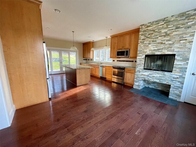 Building Photo - 2130 Hunterbrook Rd