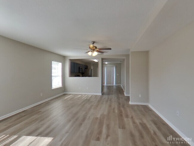 Foto del edificio - 76221 Long Pond Loop