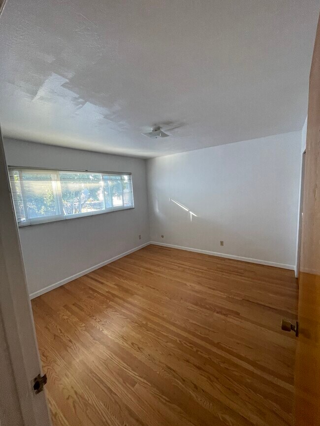 Foto del edificio - 2037 Pacific Ave