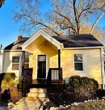 Building Photo - 887 S Morgantown Rd