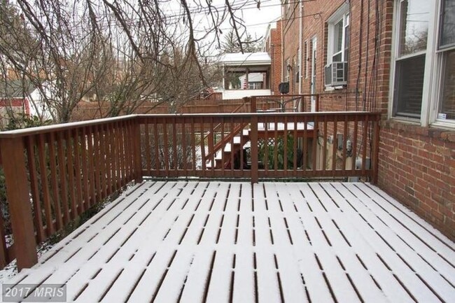 Building Photo - 236 Ridge Avenue